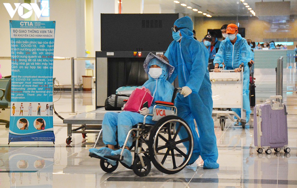 COVID-19: Four imported cases take Vietnam’s tally to 1,044